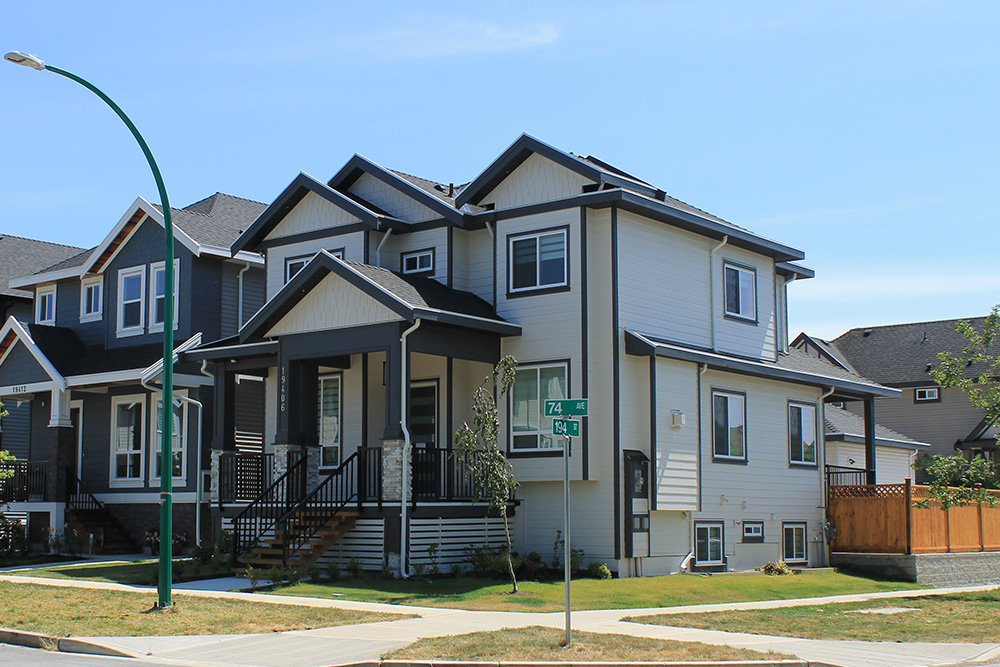 19406 74 Avenue Surrey – Construction of a single family house